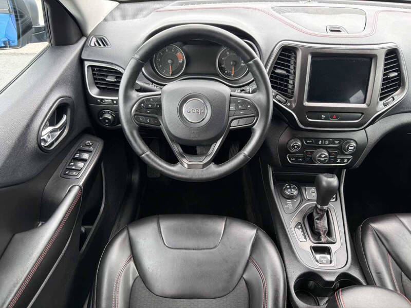 2019 Jeep Cherokee Trailhawk