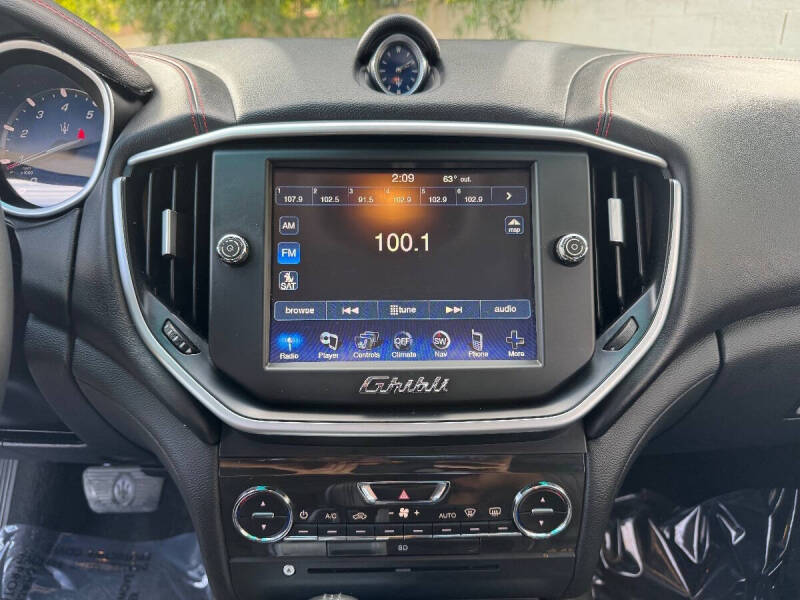 2015 Maserati Ghibli