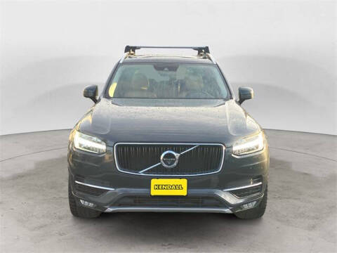 2016 Volvo XC90 T6 Momentum