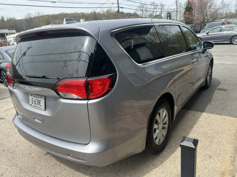 2017 Chrysler Pacifica Touring
