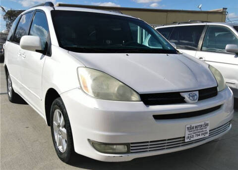 2004 Toyota Sienna for sale at TEXAS MOTOR CARS in Houston TX