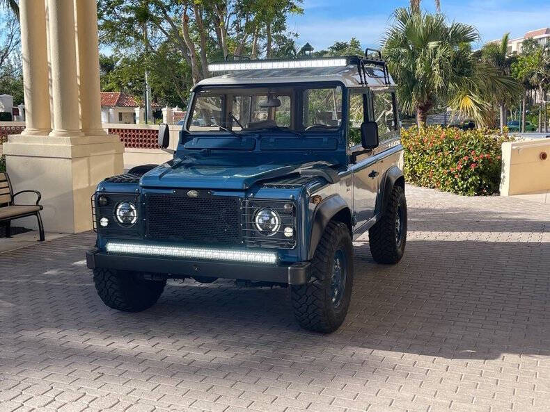 1988 Land Rover Defender