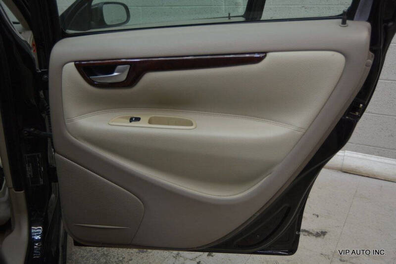 2007 Volvo V70 2.4