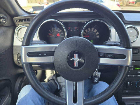 2005 Ford Mustang GT Premium