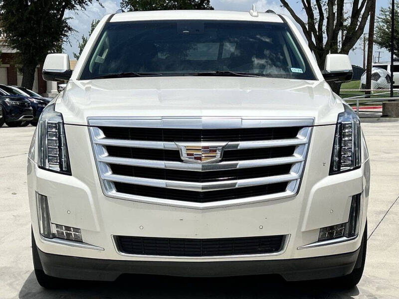 2015 Cadillac Escalade Luxury