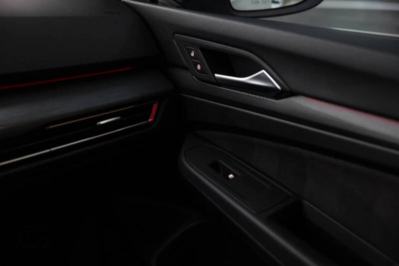 2023 Volkswagen Golf GTI 40th Anniversary Edition