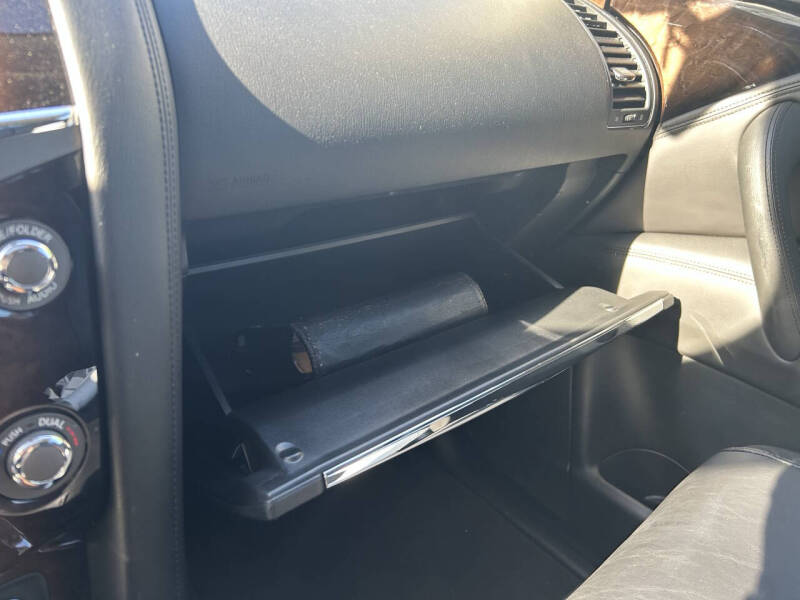 2014 Infiniti QX80