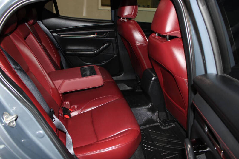 2023 Mazda Mazda3 Hatchback 2.5 S Carbon Edition