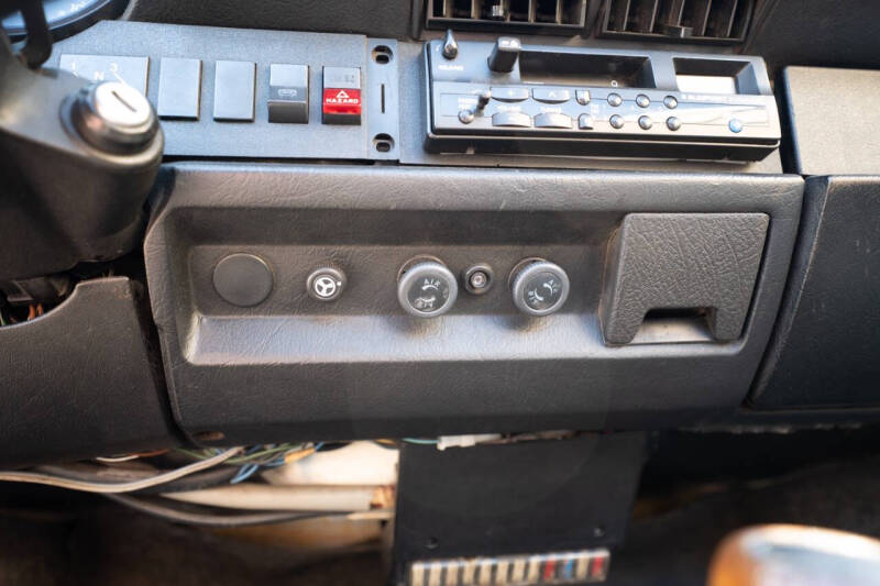 1977 Volkswagen Super Beetle