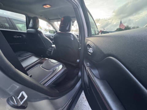 2017 Jeep Cherokee Trailhawk L Plus