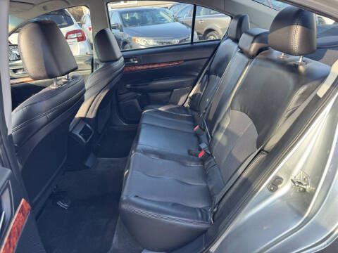 2012 Subaru Legacy 2.5i Limited