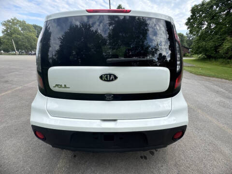 2018 Kia Soul +
