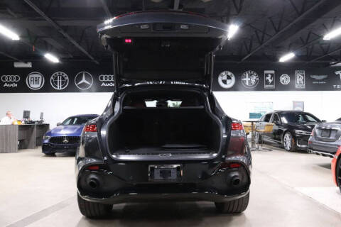 2021 Aston Martin DBX