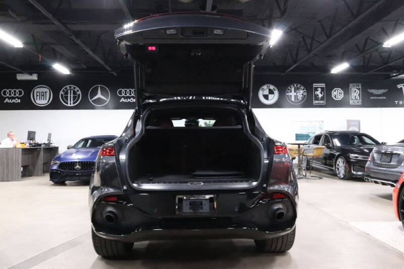 2021 Aston Martin DBX