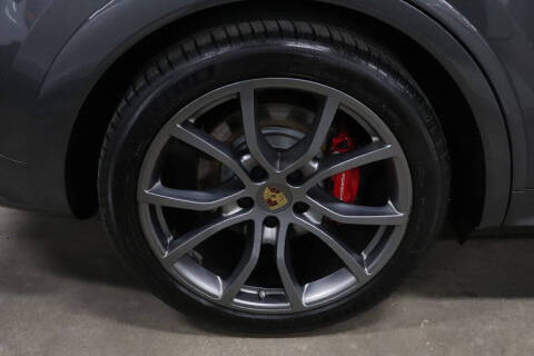 2021 Porsche Cayenne GTS Coupe