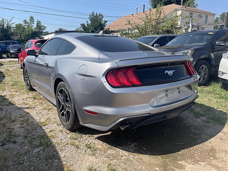 2020 Ford Mustang