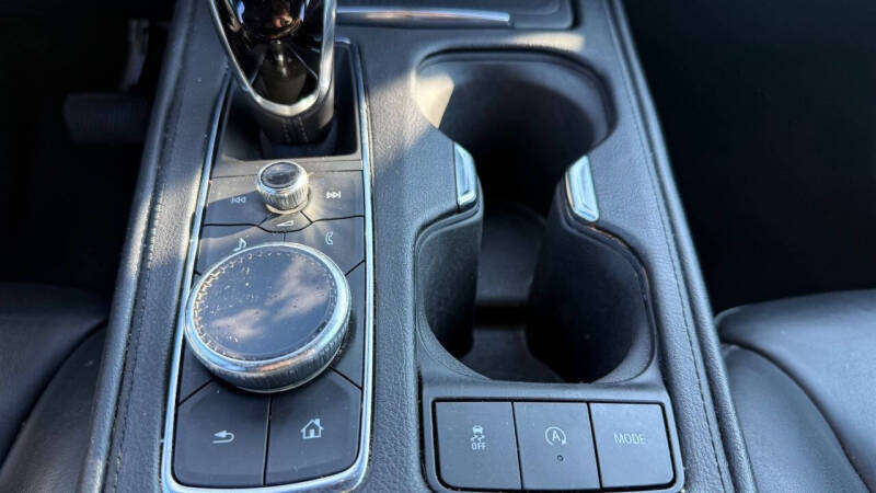 2021 Cadillac XT4 Premium Luxury