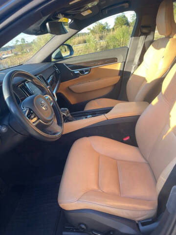 2019 Volvo S90 T5 Momentum