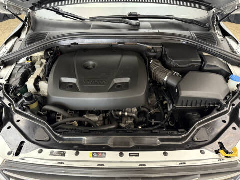 2017 Volvo XC60 T6 Dynamic
