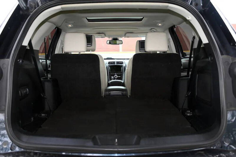 2017 Ford Explorer Platinum