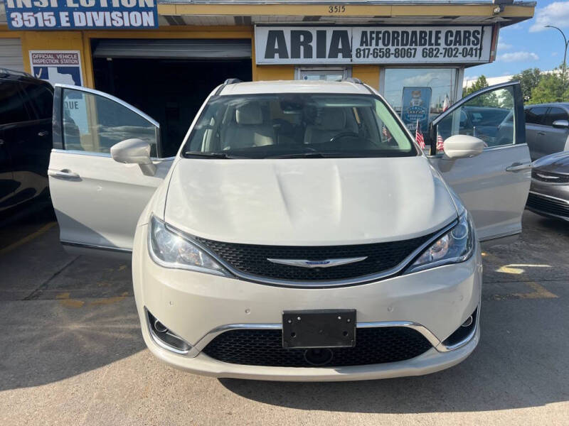 2020 Chrysler Pacifica Touring L Plus