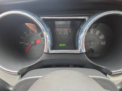 2005 Ford Mustang V6 Premium