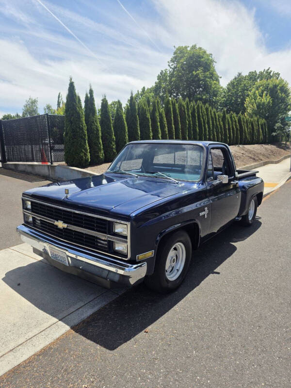 1983 Chevrolet C10's photo