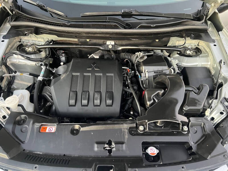 2020 Mitsubishi Eclipse Cross ES