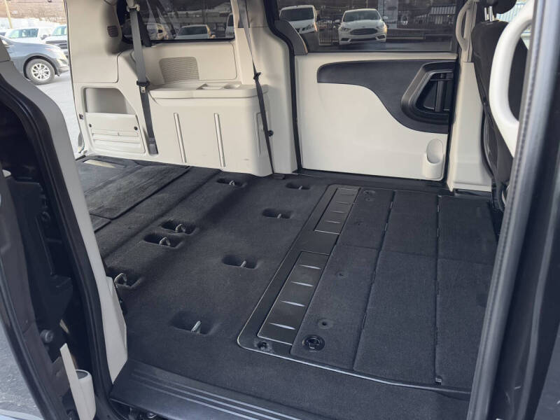 2016 Dodge Grand Caravan SE