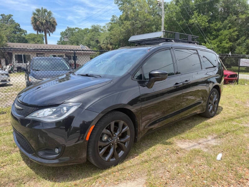 2018 Chrysler Pacifica Touring L