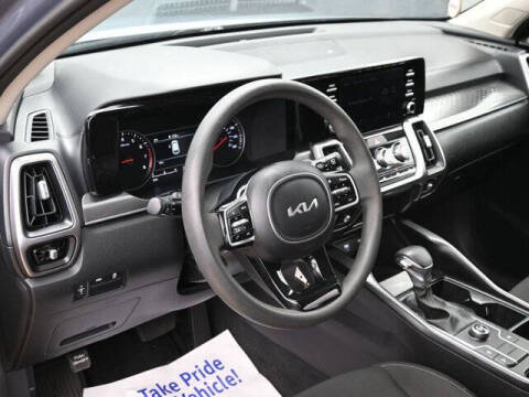 2023 Kia Sorento LX