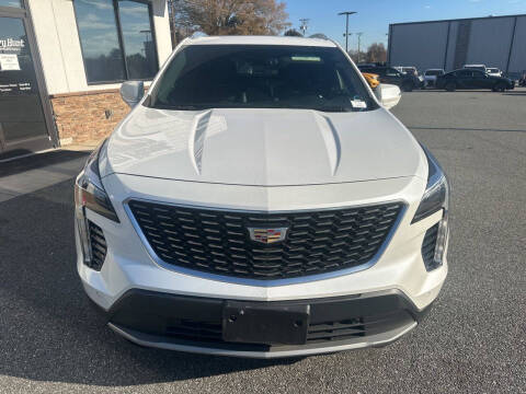 2022 Cadillac XT4 Premium Luxury