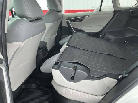 2022 Toyota RAV4 Hybrid XLE Premium