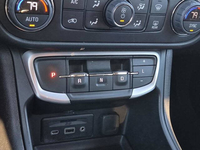 2023 GMC Terrain SLT