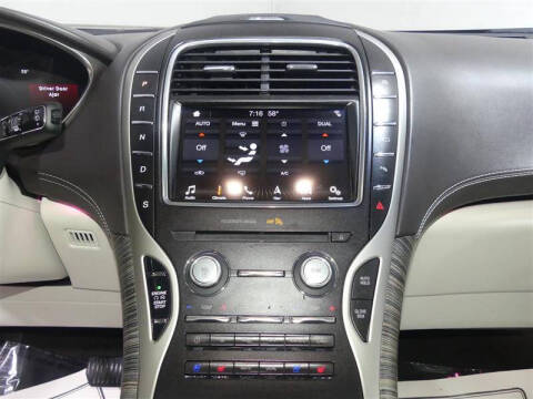 2019 Lincoln Nautilus Black Label