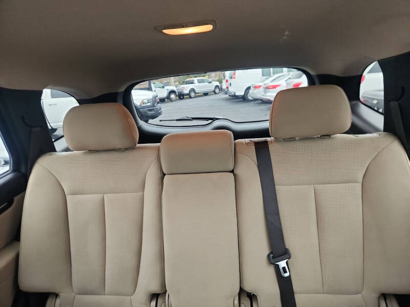 2011 Hyundai Santa Fe GLS