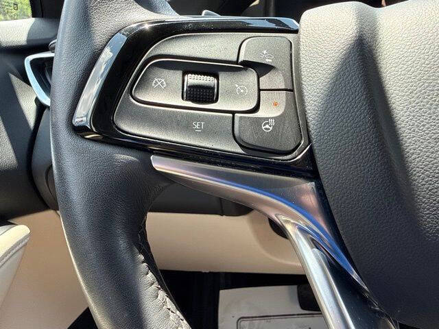2024 Buick Enclave Essence