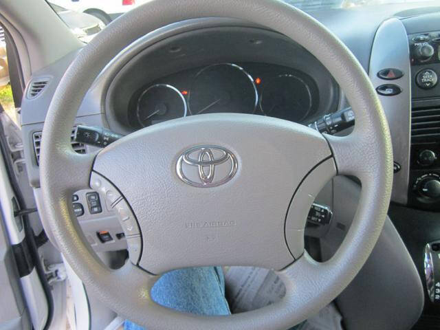2008 Toyota Sienna