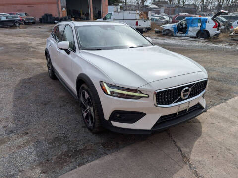 2020 Volvo V60 Cross Country for sale at Strandbergs Auto Inc in Centuria WI