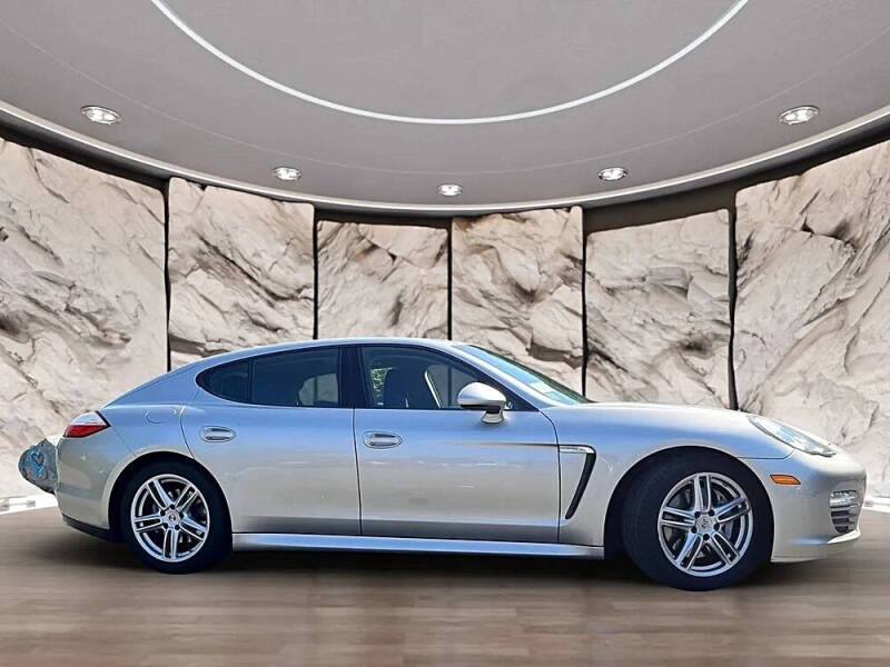 2011 Porsche Panamera