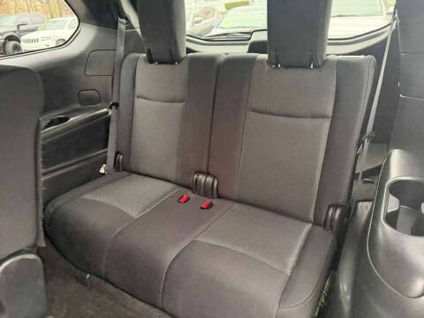 2017 Nissan Pathfinder SV