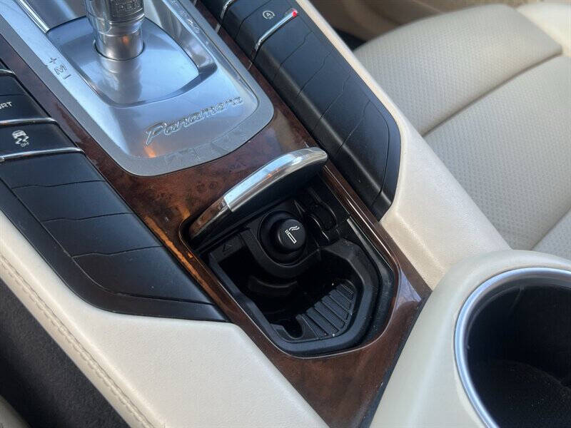 2014 Porsche Panamera