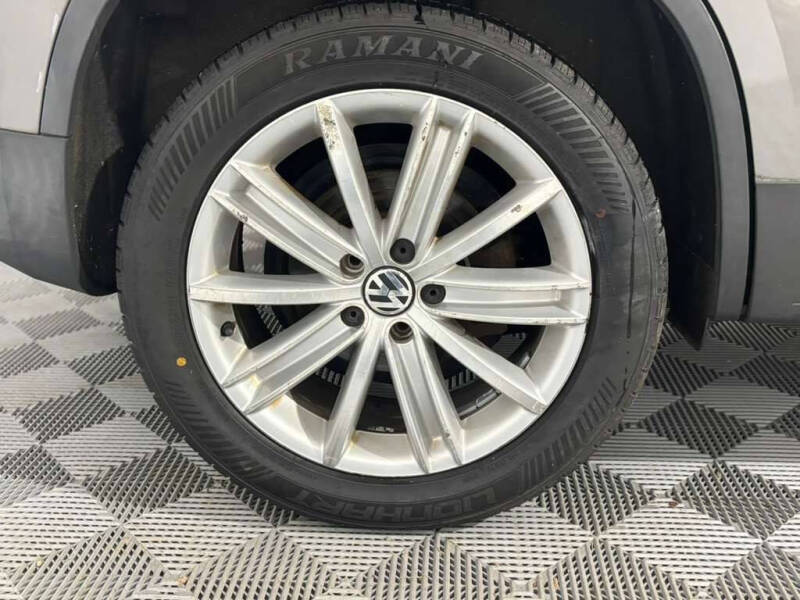 2011 Volkswagen Tiguan