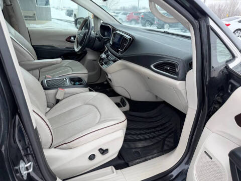 2017 Chrysler Pacifica Limited