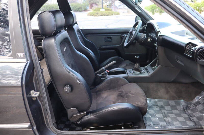 1984 BMW E30