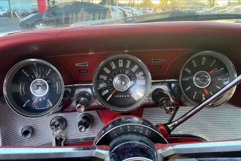 1962 Ford Thunderbird