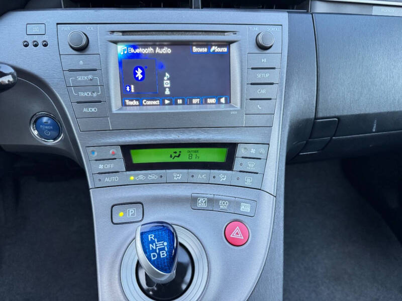 2013 Toyota Prius One