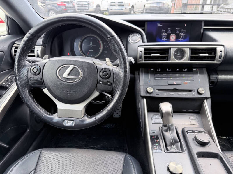 2016 Lexus IS 200t