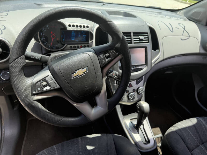 2016 Chevrolet Sonic LT Auto