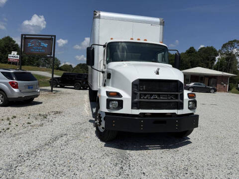 2023 Mack MD6